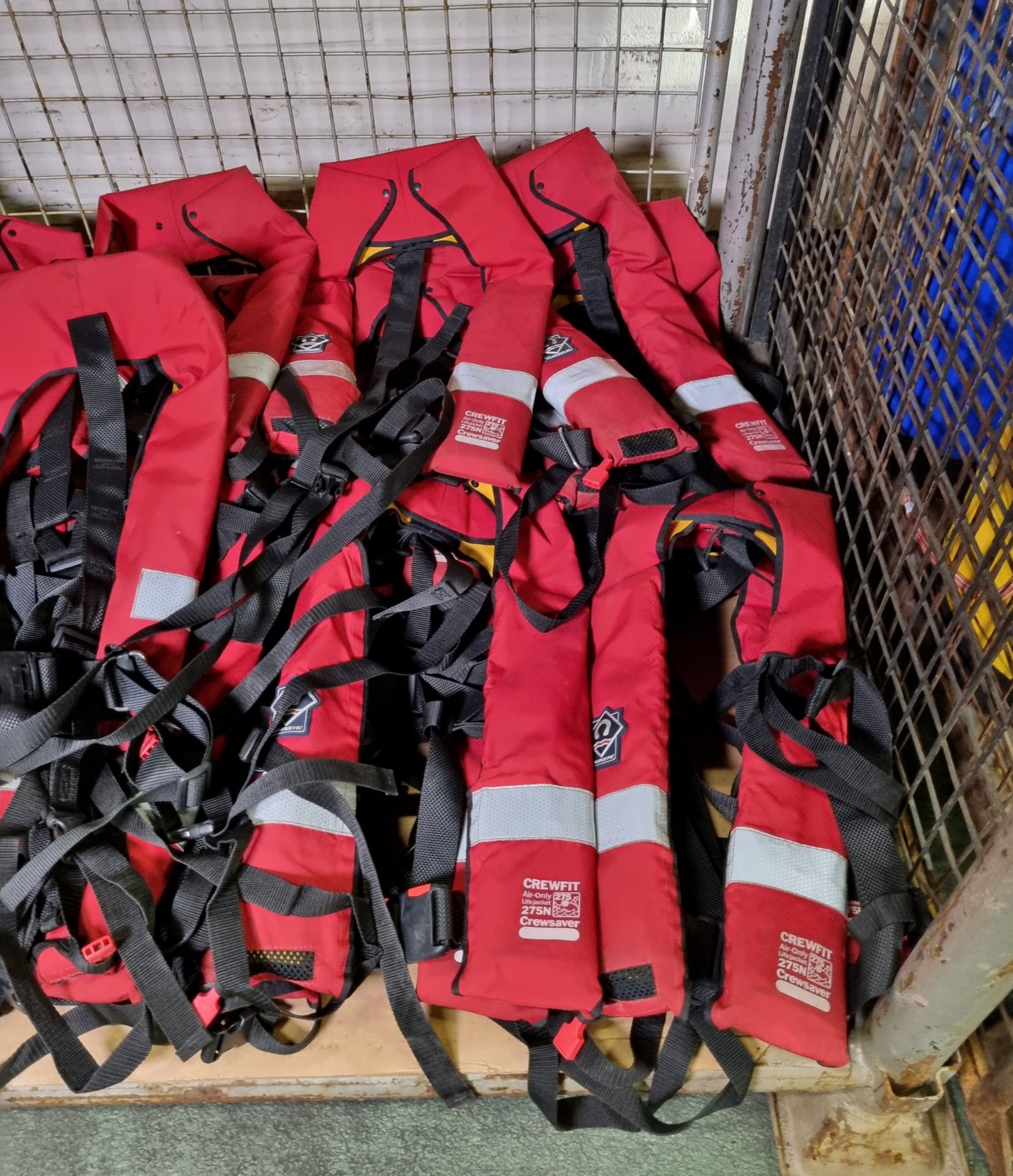 22x Crewfit 275N Crewsaver air-only lifejackets - CO2 CARTRIDGES OUT OF DATE - UNCERTIFIED - Image 3 of 6
