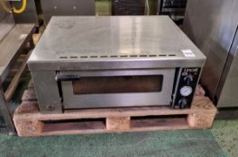 Lincat PO425-A001 pizza oven - W 890 x D 900 x H 350 mm