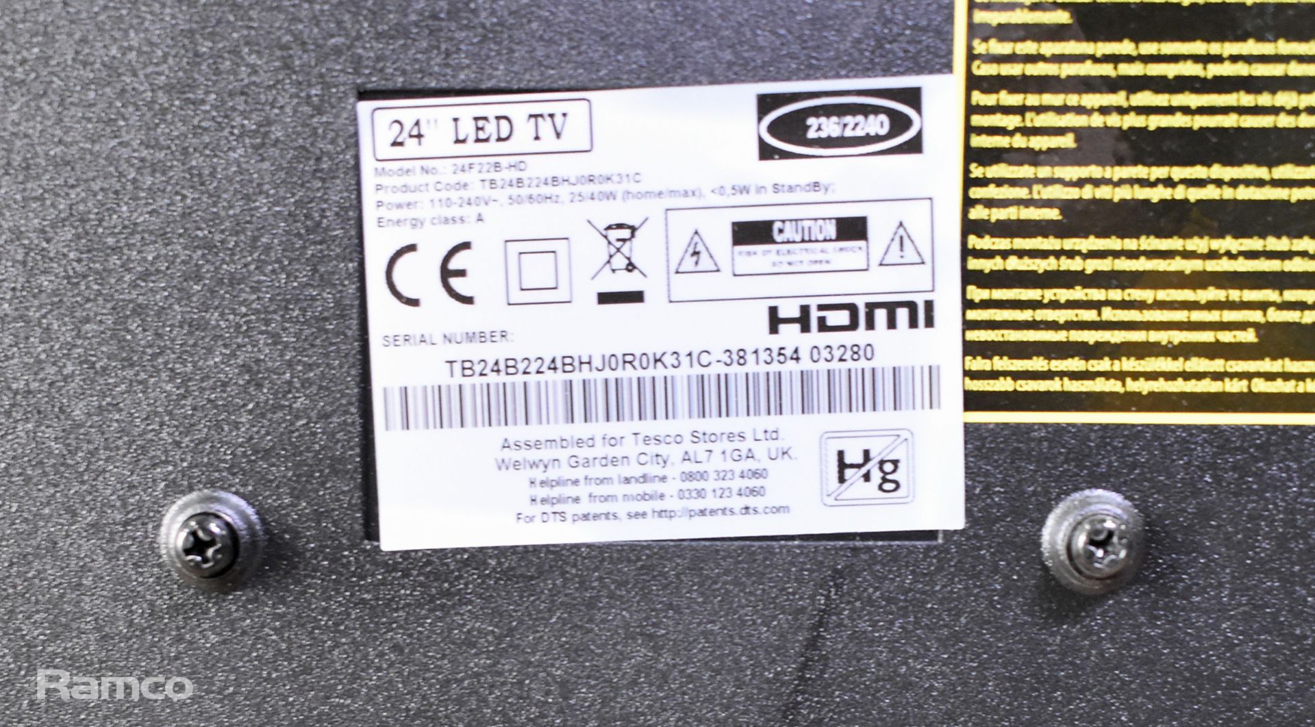 Technika 24F22B-HD 24 inch LED TV - NO REMOTE, JVC LT-32DG20J 32 inch LCD TV - NO REMOTE - DAMAGED - Bild 3 aus 6
