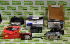 5x Digital cameras - see description for details