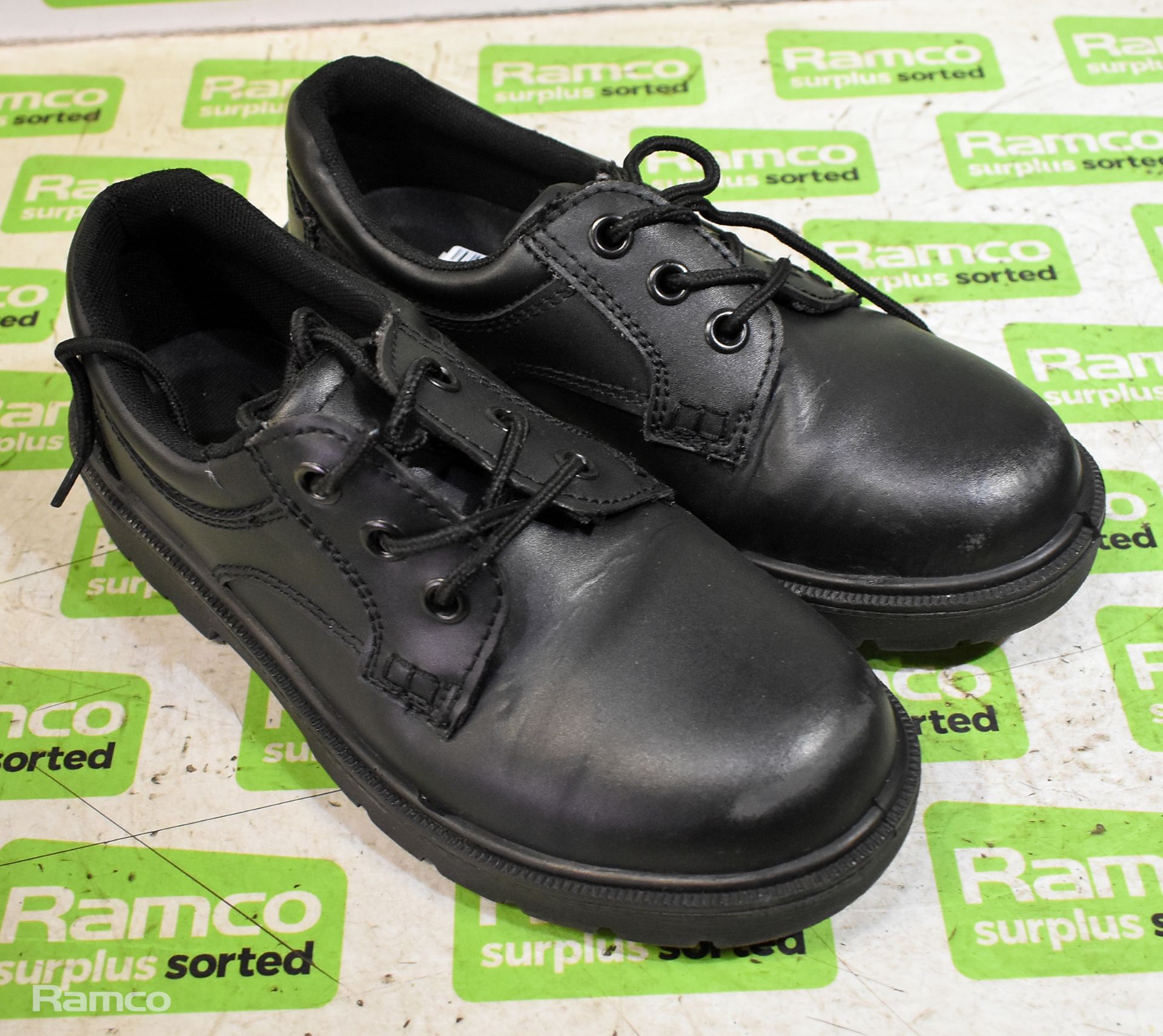 Amblers black safety shoes - size 4, Amblers black safety shoes - size 6, 2x pairs of Amblers black - Image 2 of 13