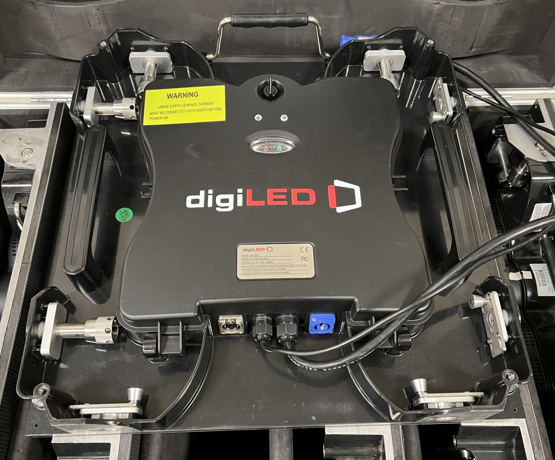 Digi LED HRI3900 kit - 120 LED tiles housed in 20 wheeled flight cases - see description for details - Image 79 of 196