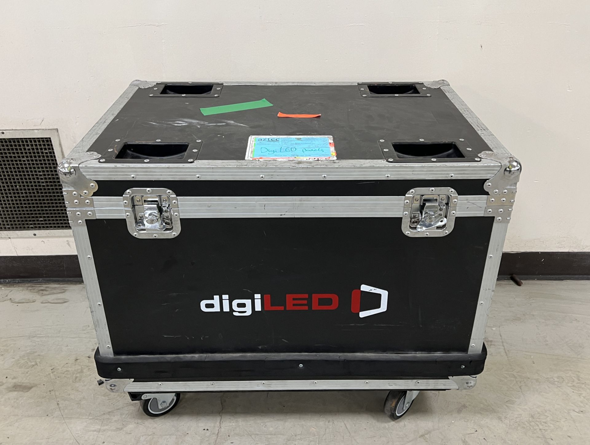 Digi LED HRI3900 kit - 120 LED tiles housed in 20 wheeled flight cases - see description for details - Image 87 of 196
