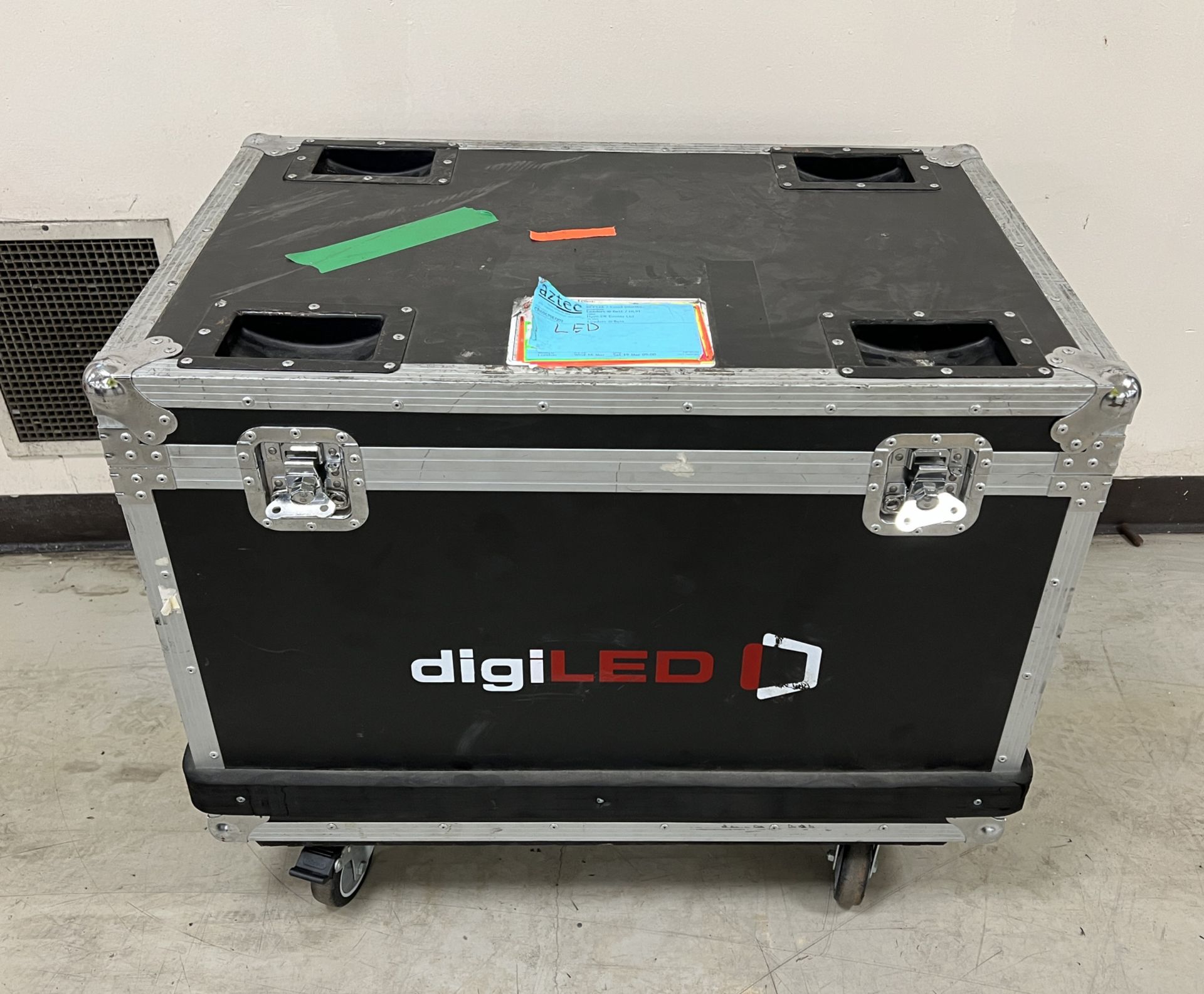 Digi LED HRI3900 kit - 120 LED tiles housed in 20 wheeled flight cases - see description for details - Image 109 of 196