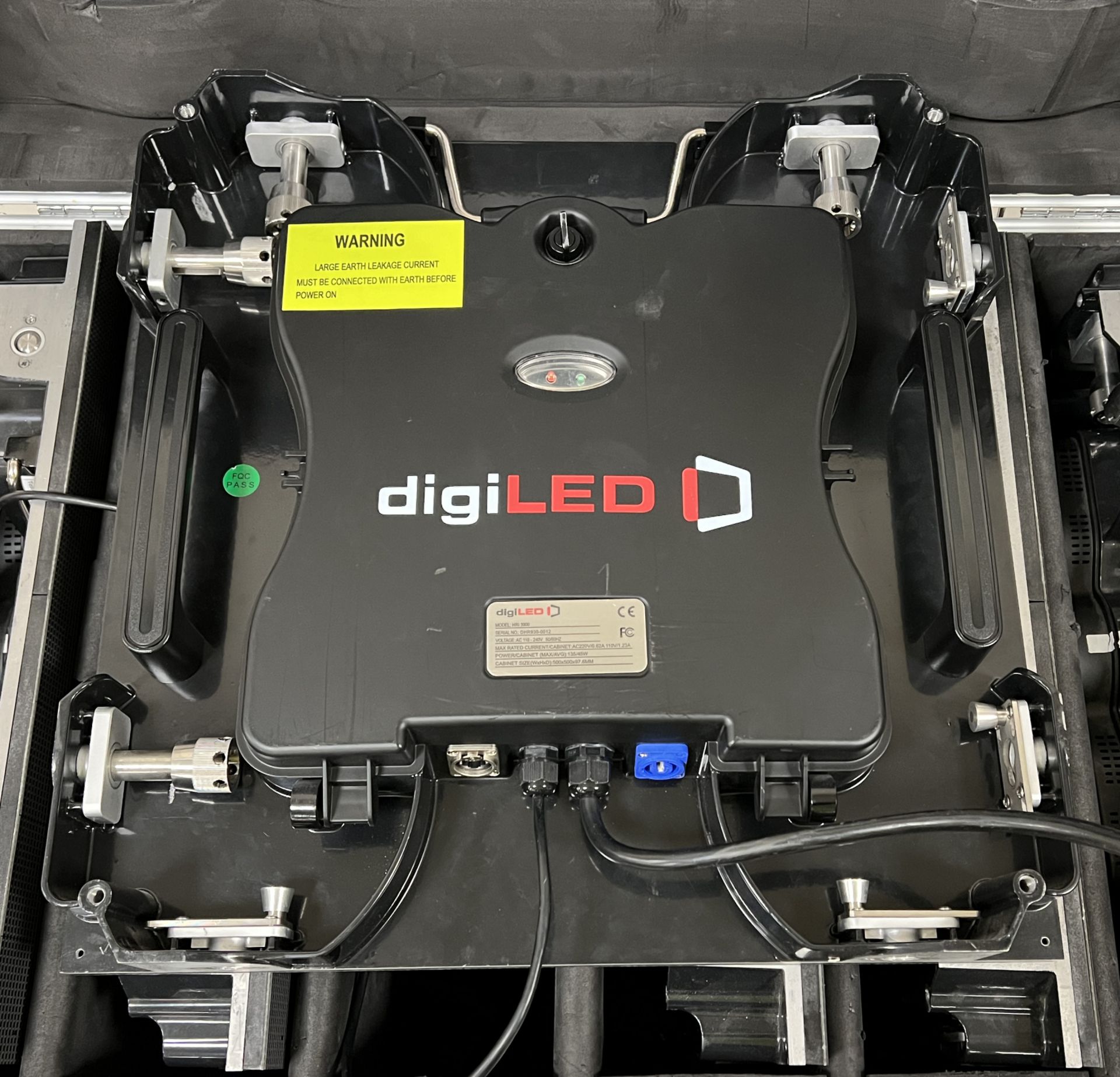 Digi LED HRI3900 kit - 120 LED tiles housed in 20 wheeled flight cases - see description for details - Image 64 of 196