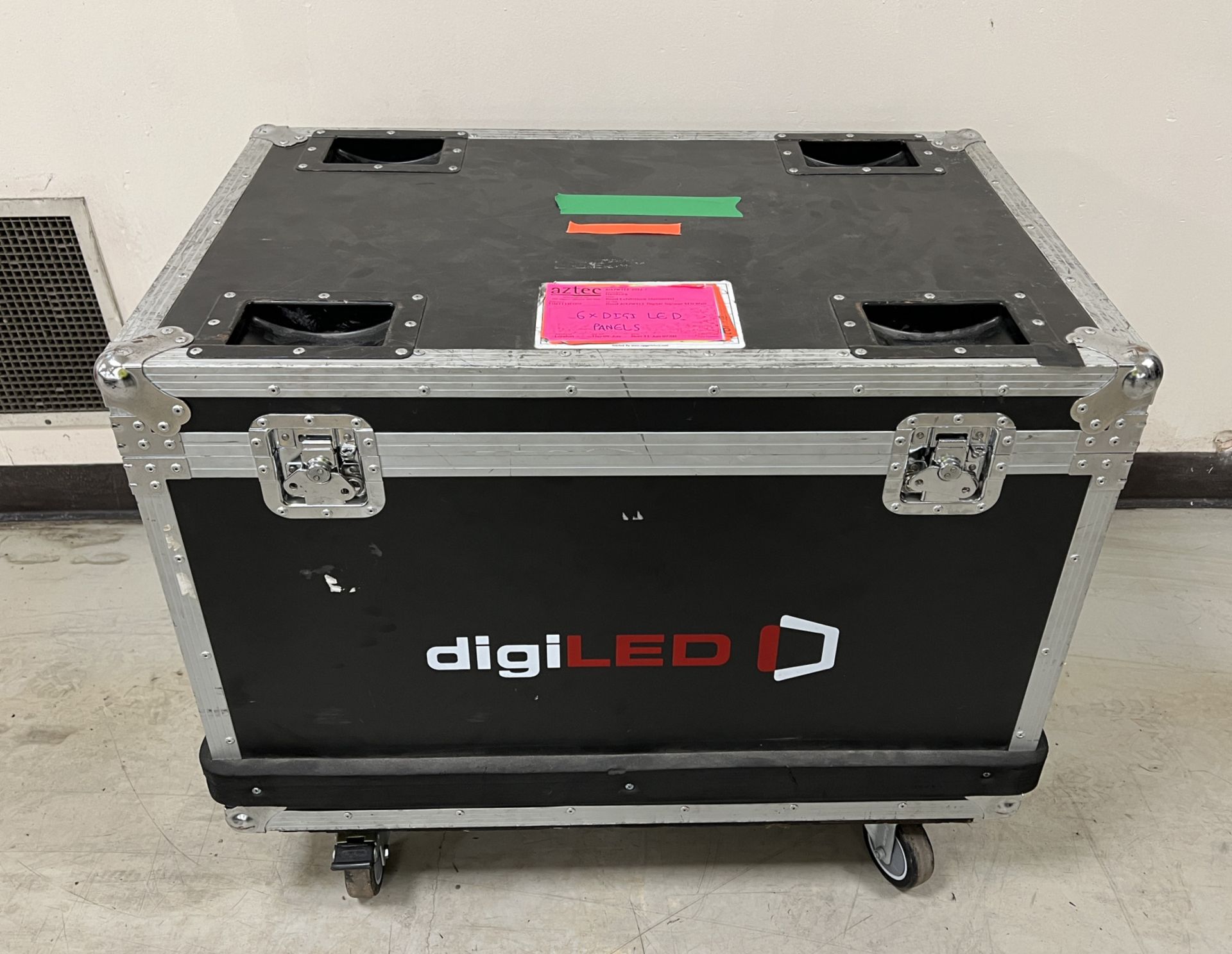 Digi LED HRI3900 kit - 120 LED tiles housed in 20 wheeled flight cases - see description for details - Image 51 of 196