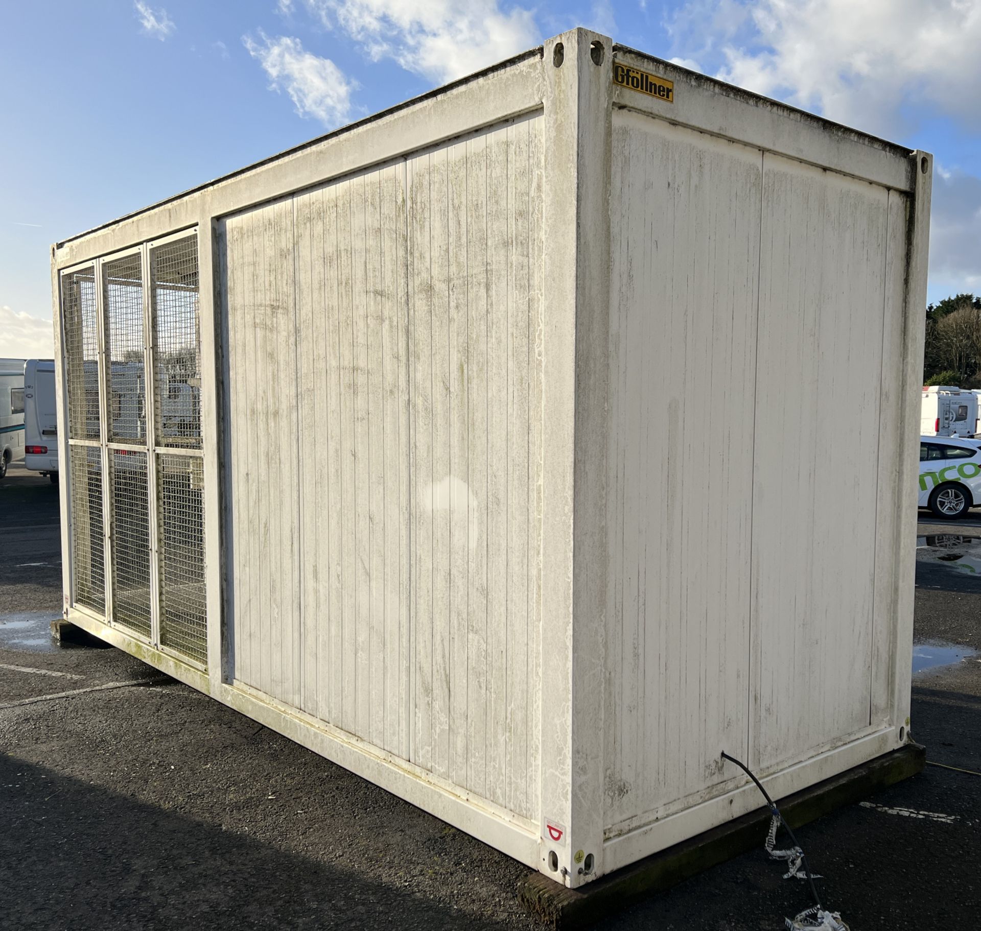 20ft insulated ISO container - L 4900mm + 1160mm caged section x W 2440mm x H approx 3100mm - Image 5 of 26