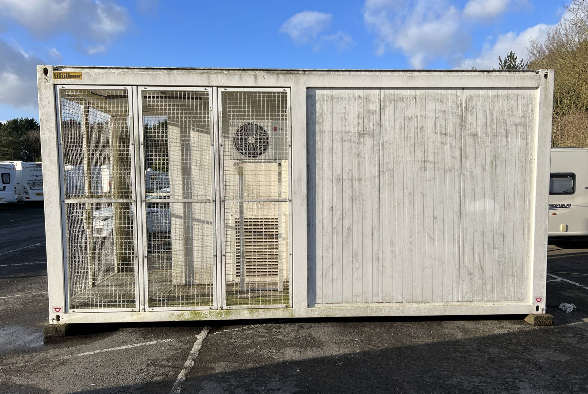 20ft insulated ISO container - L 4900mm + 1160mm caged section x W 2440mm x H approx 3100mm - Image 4 of 26