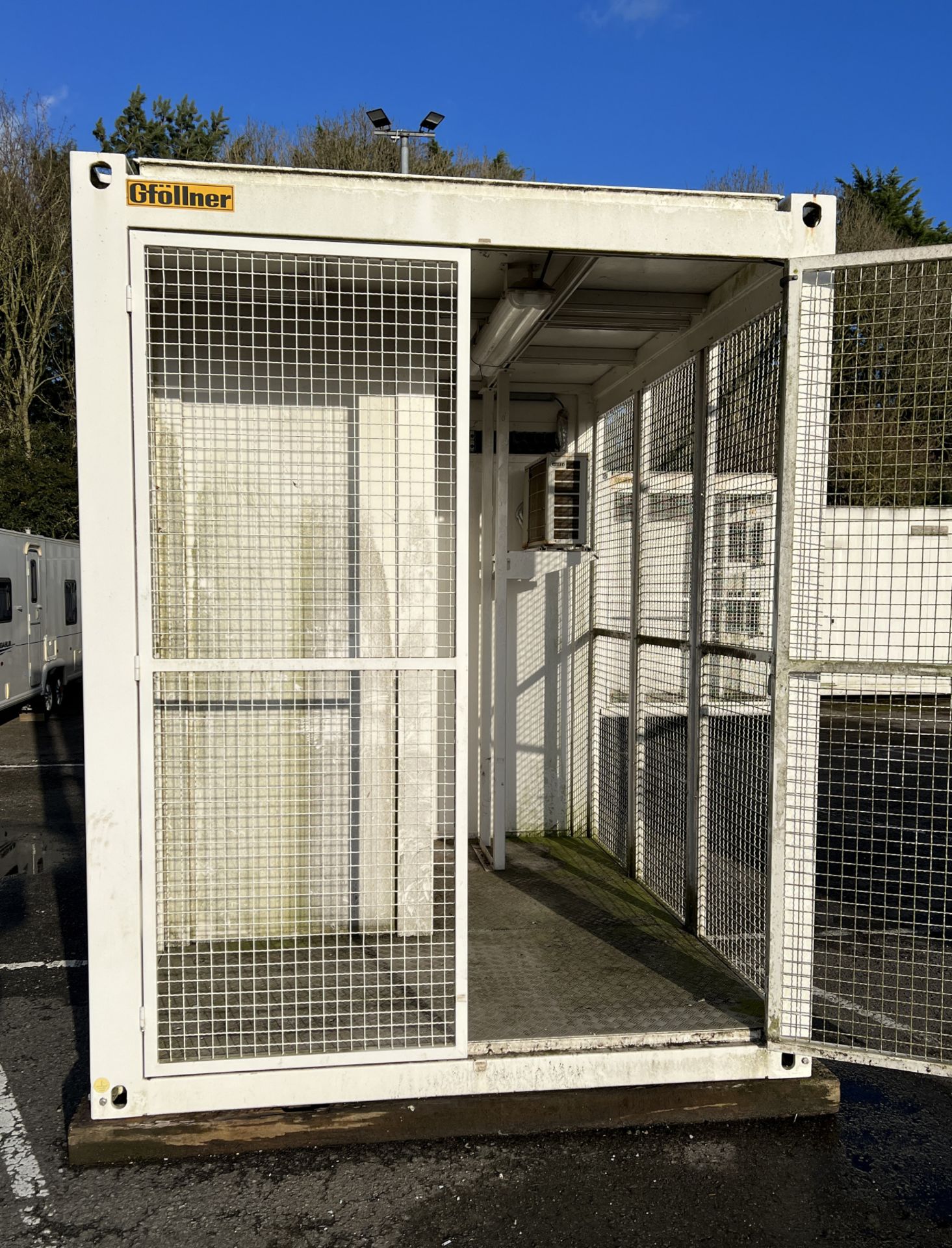 20ft insulated ISO container - L 4900mm + 1160mm caged section x W 2440mm x H approx 3100mm - Image 20 of 26