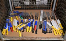 Catering spares - kitchen knives mixed sizes - approx 50 (Over 18's only)