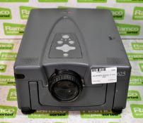 3M MP8625 projector in carry case