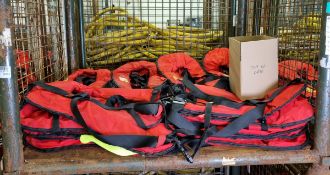 30x MFC Survival Stormbreaker lifejackets - CO2 CARTRIDGES OUT OF DATE - UNCERTIFIED