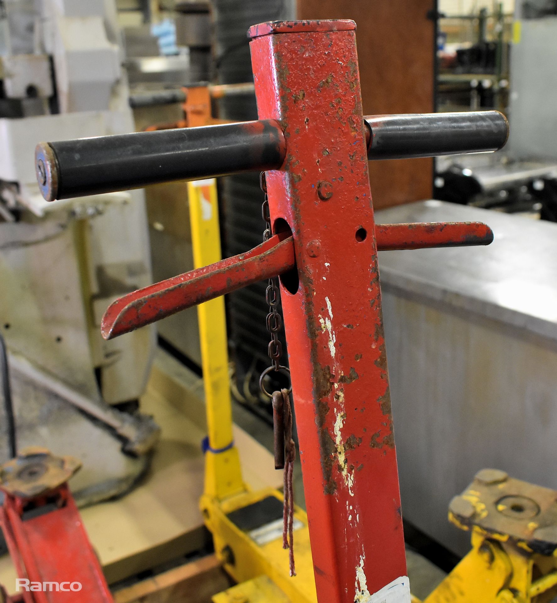 Cosalt 5T Workshop trolley jack - Image 6 of 6