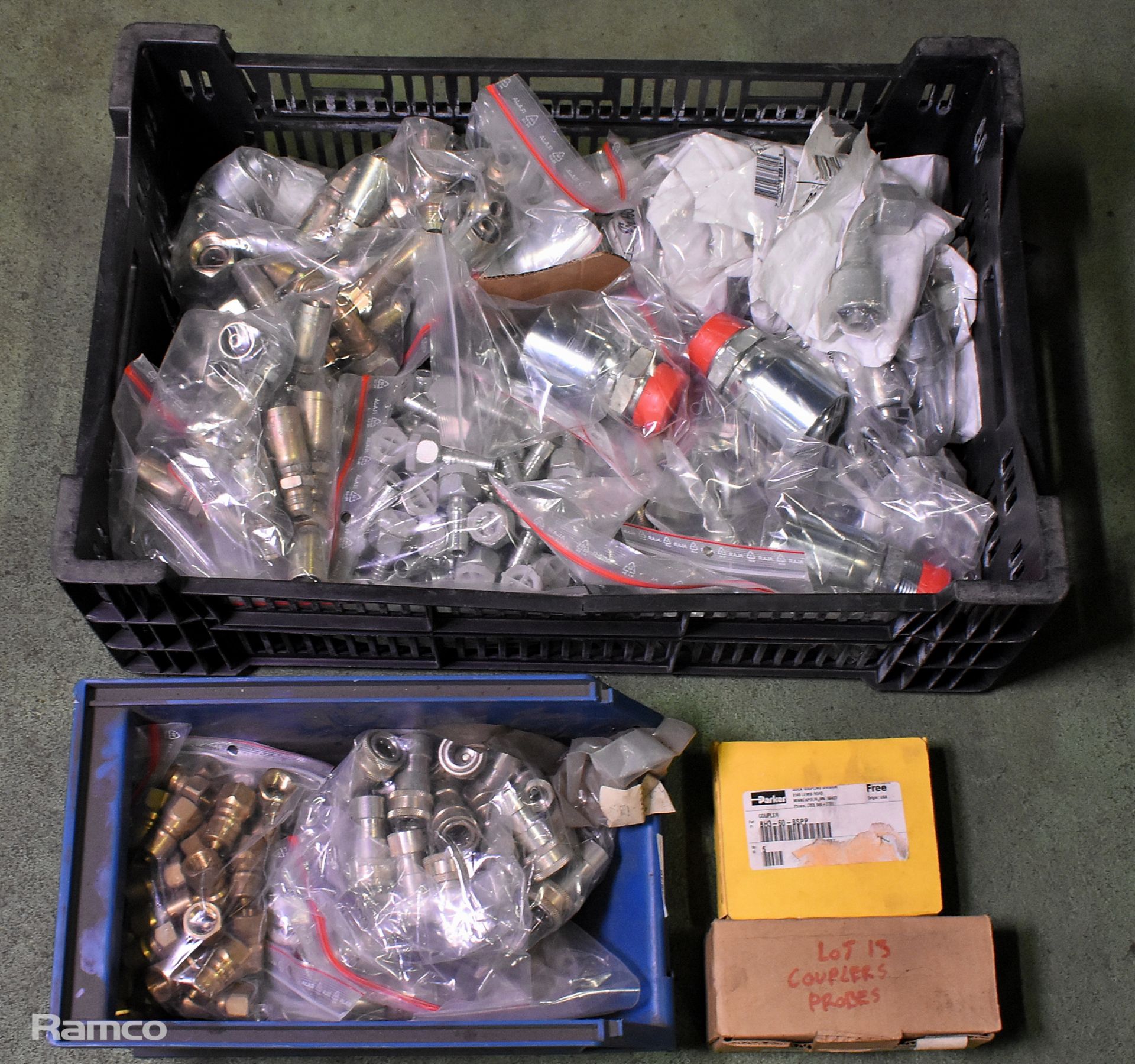 Box of couplers - assorted sizes, Box of assorted air fittings