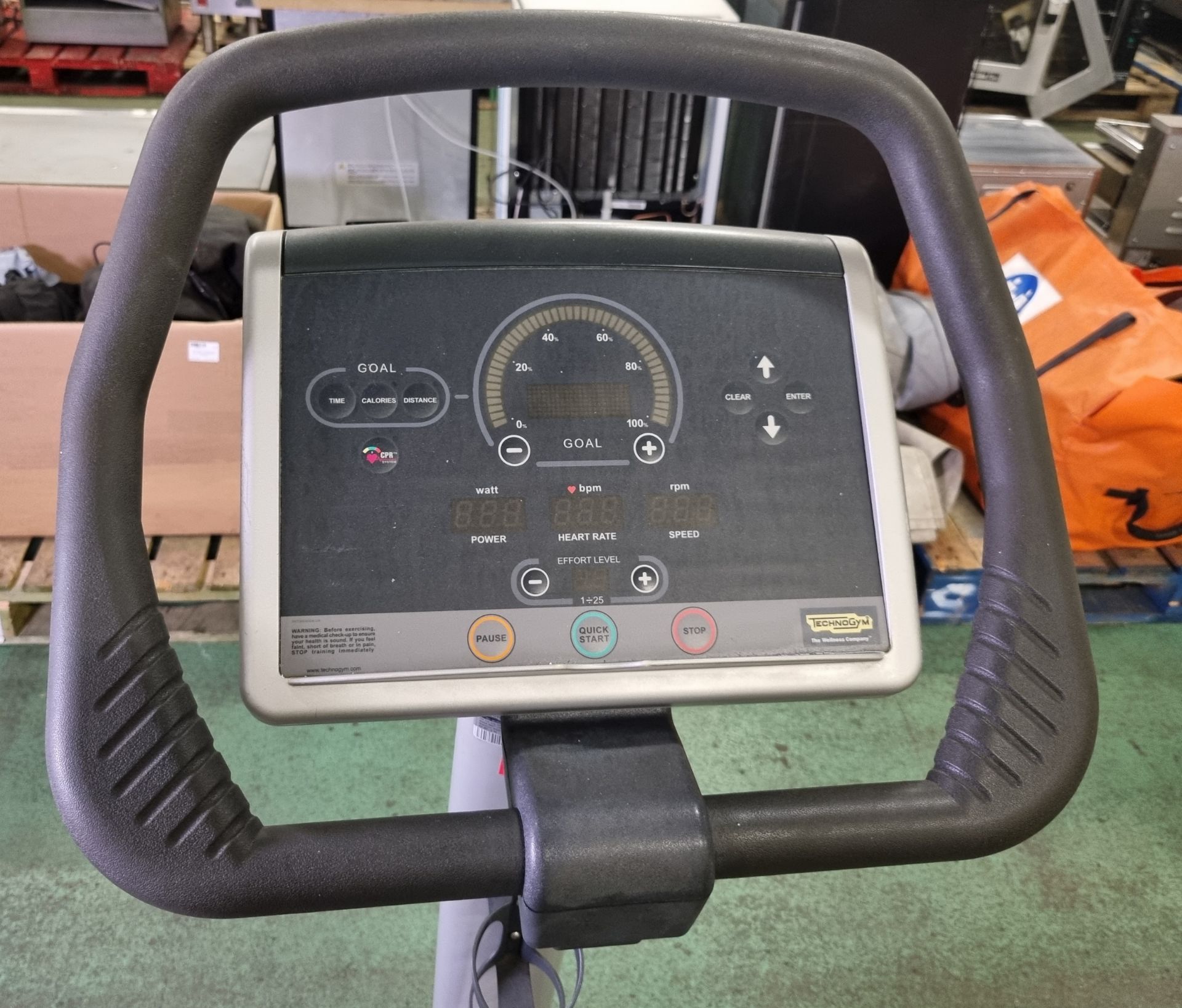 Technogym Bike 500 SP exercise bike - W 1070 x D 400 x H 1500 mm - Image 3 of 6