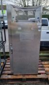 E.West + Beynon EWB-G500TEC stainless steel upright refrigerator gastronorm 115V - AS SPARES