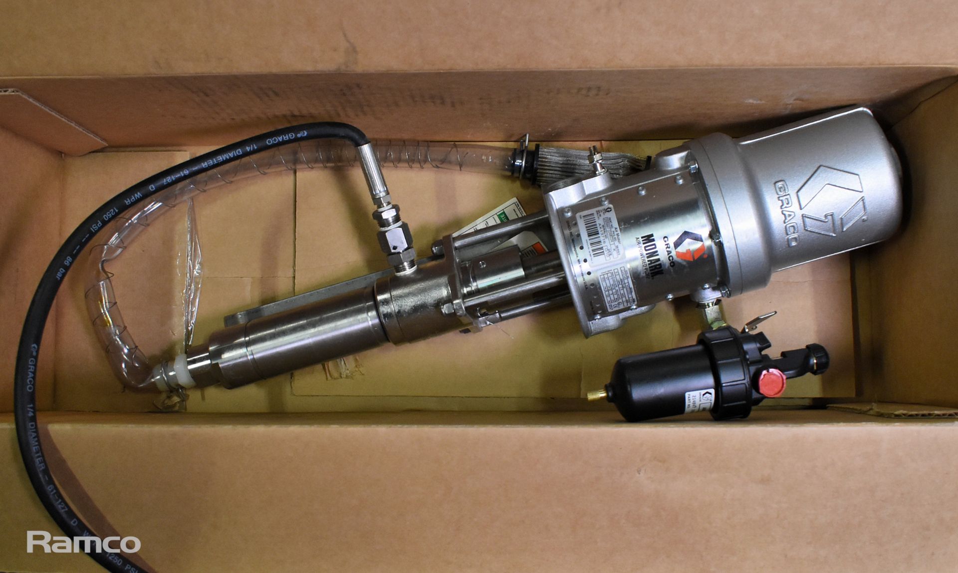 Graco Monark 205997 air powered drum pump with stainless steel Hydra-Clean spray gun - max flow: 9.5 - Bild 4 aus 8