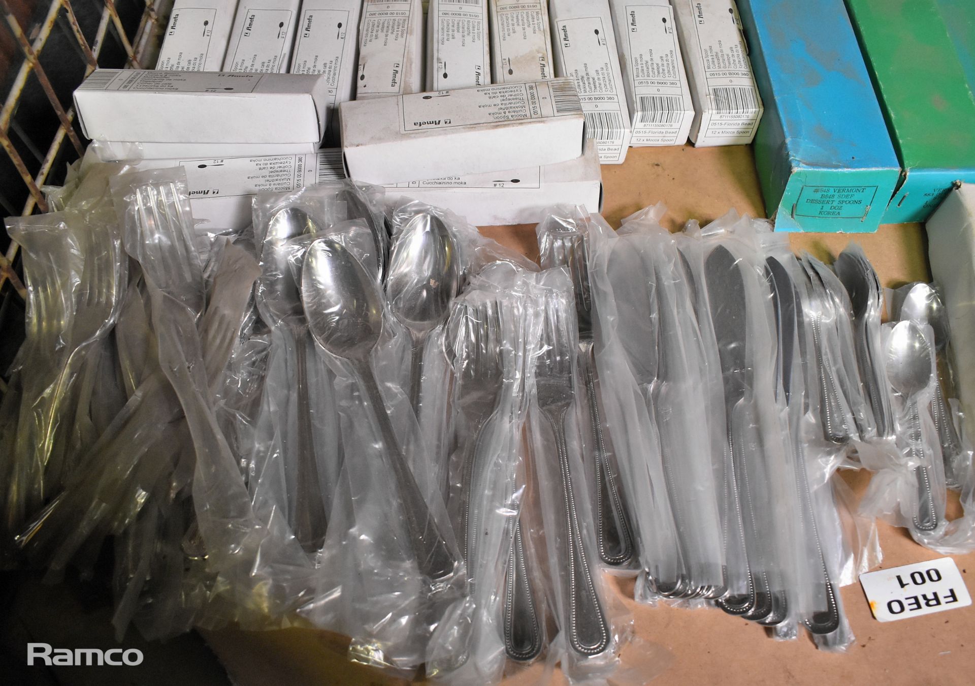 Catering spares - table knives, dessert spoons, forks, mocca spoons - Bild 2 aus 10
