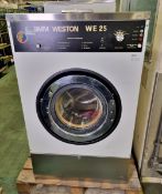 BMM Weston WE25 Industrial washing machine 440V - W 750 x D 870 x H 1210 mm