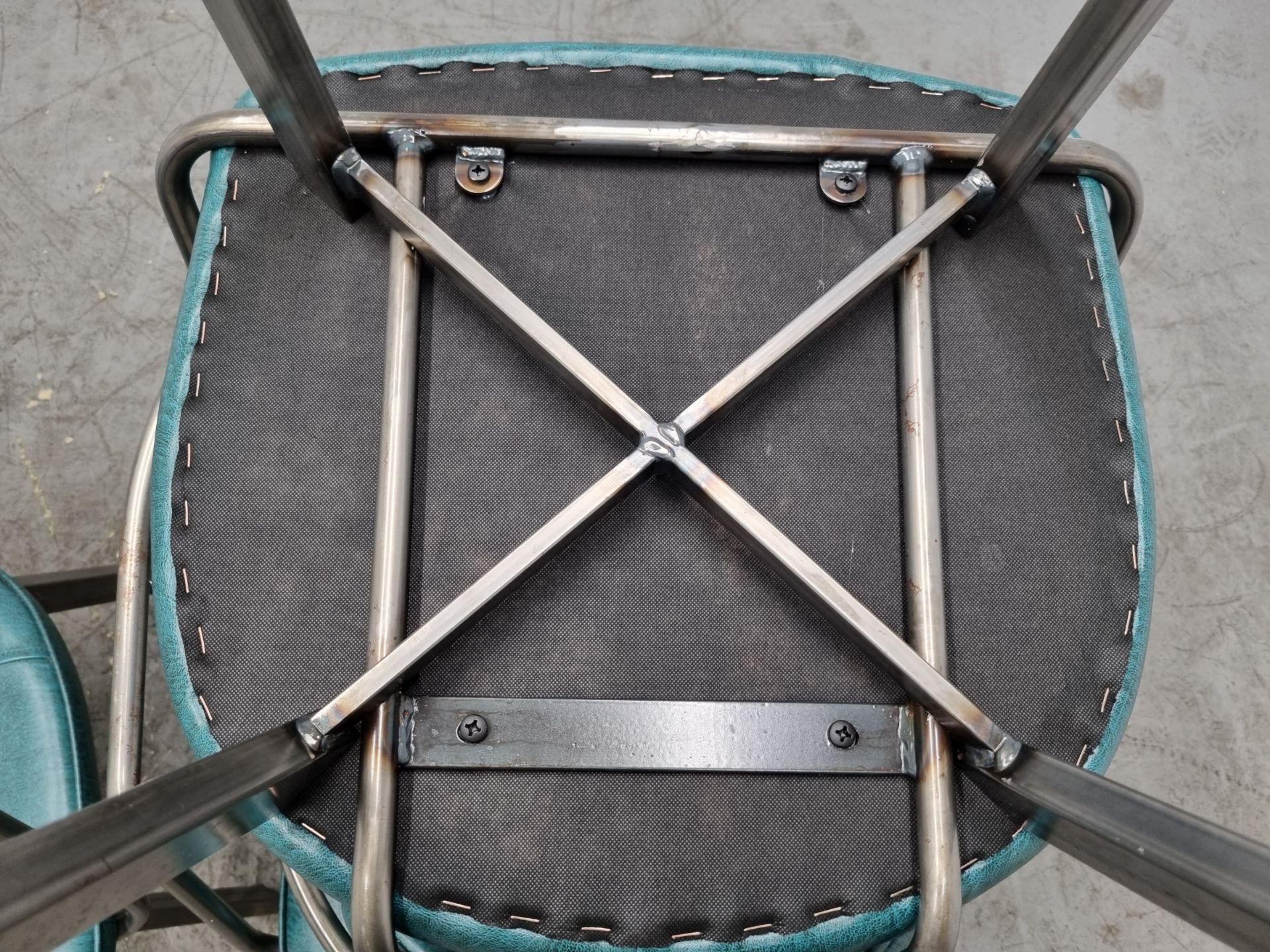 4x Industrial green leather restaurant chairs - L 550 x W 600 x H 80cm - Bild 9 aus 12