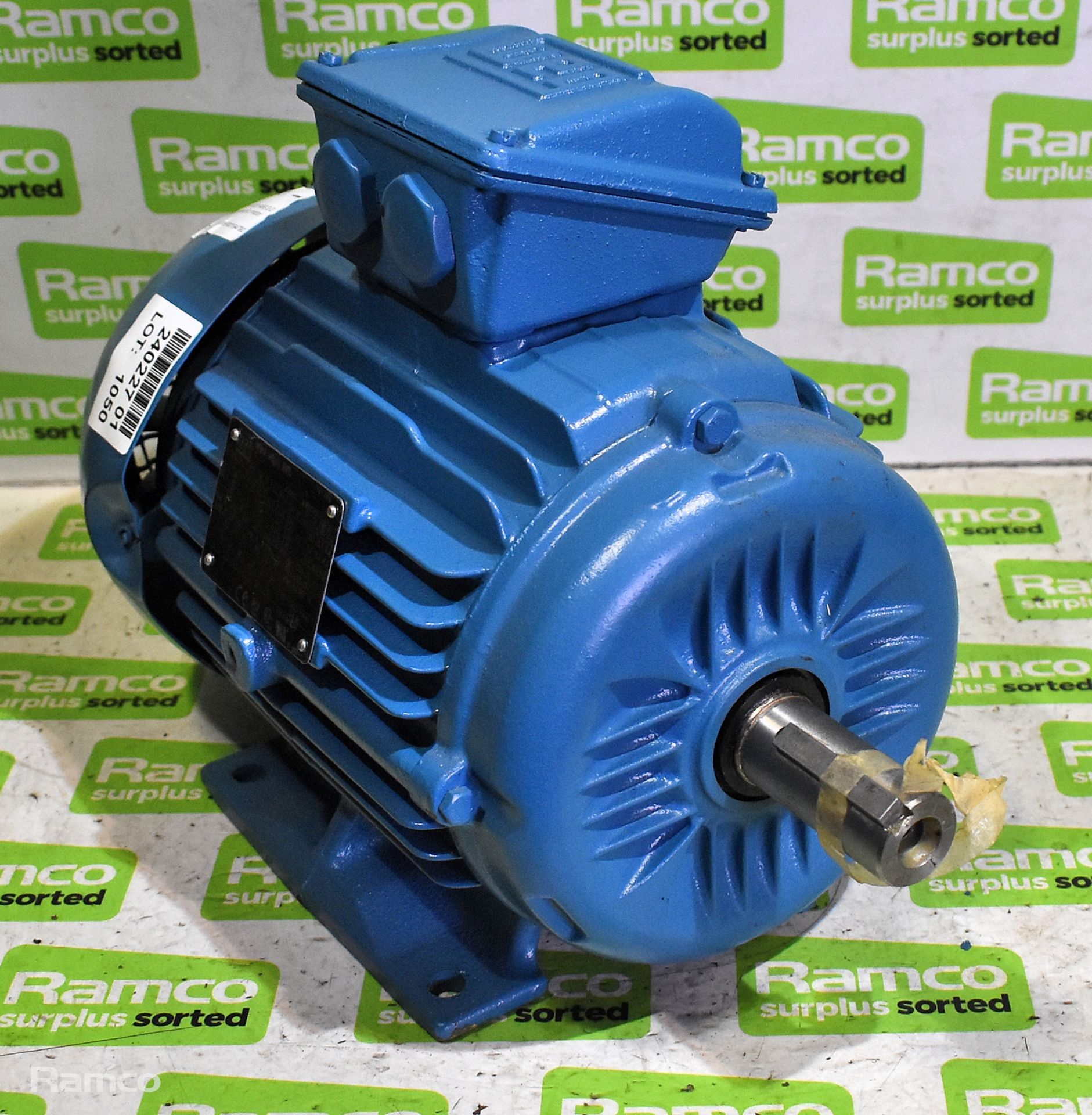 WEG 100L-04 11361469 3.0 kW 3 phase electric motor - Image 3 of 3