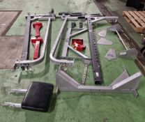 Hammer Strength squat rack - disassembled - missing bolts - L 2500 mm