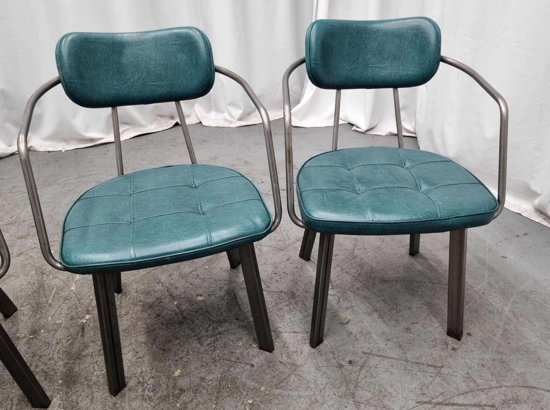 4x Industrial green leather restaurant chairs - L 550 x W 600 x H 80cm - Image 3 of 13