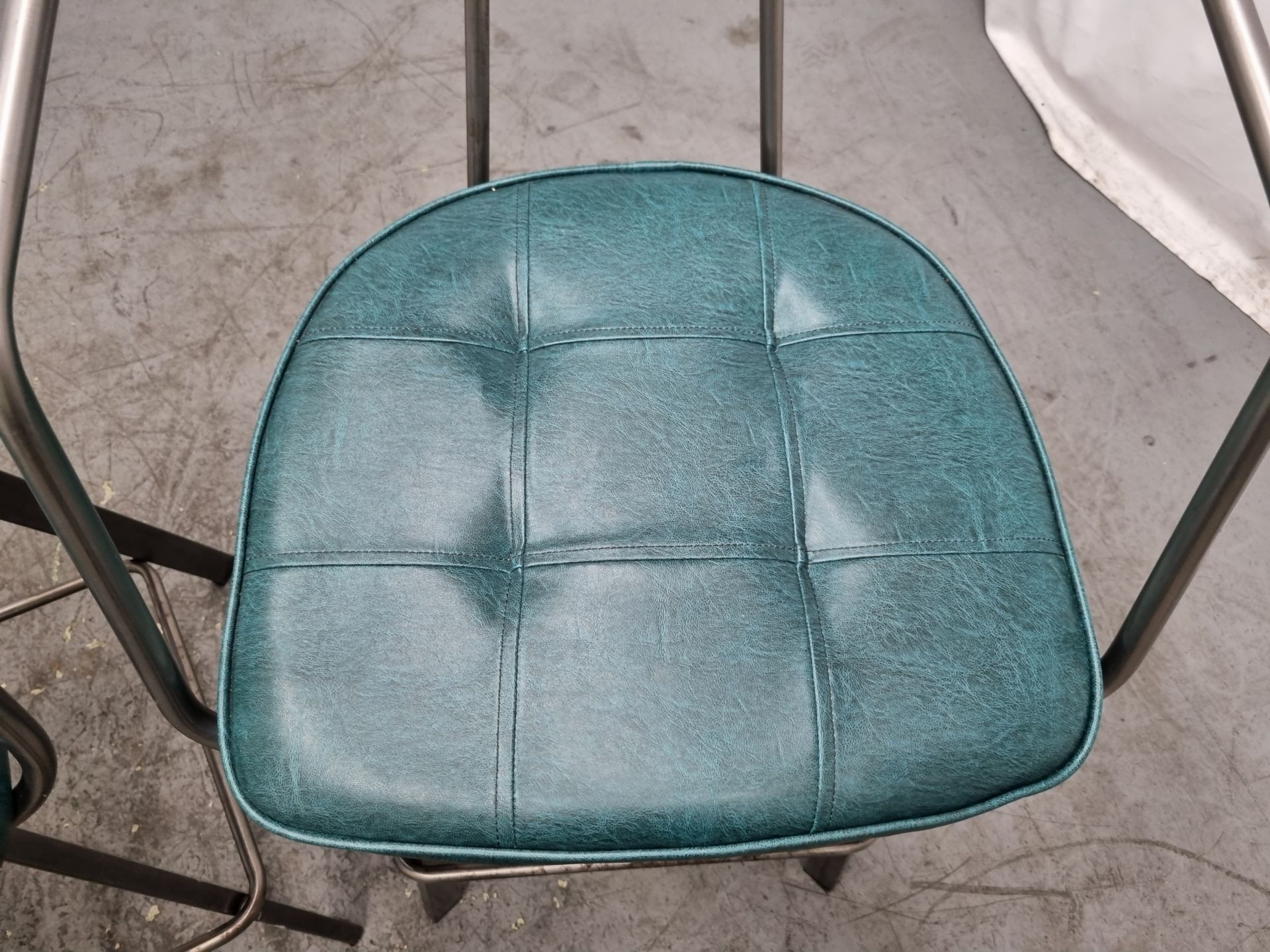 3x Industrial green leather restaurant chairs - L 550 x W 600 x H 1100mm - Bild 7 aus 15