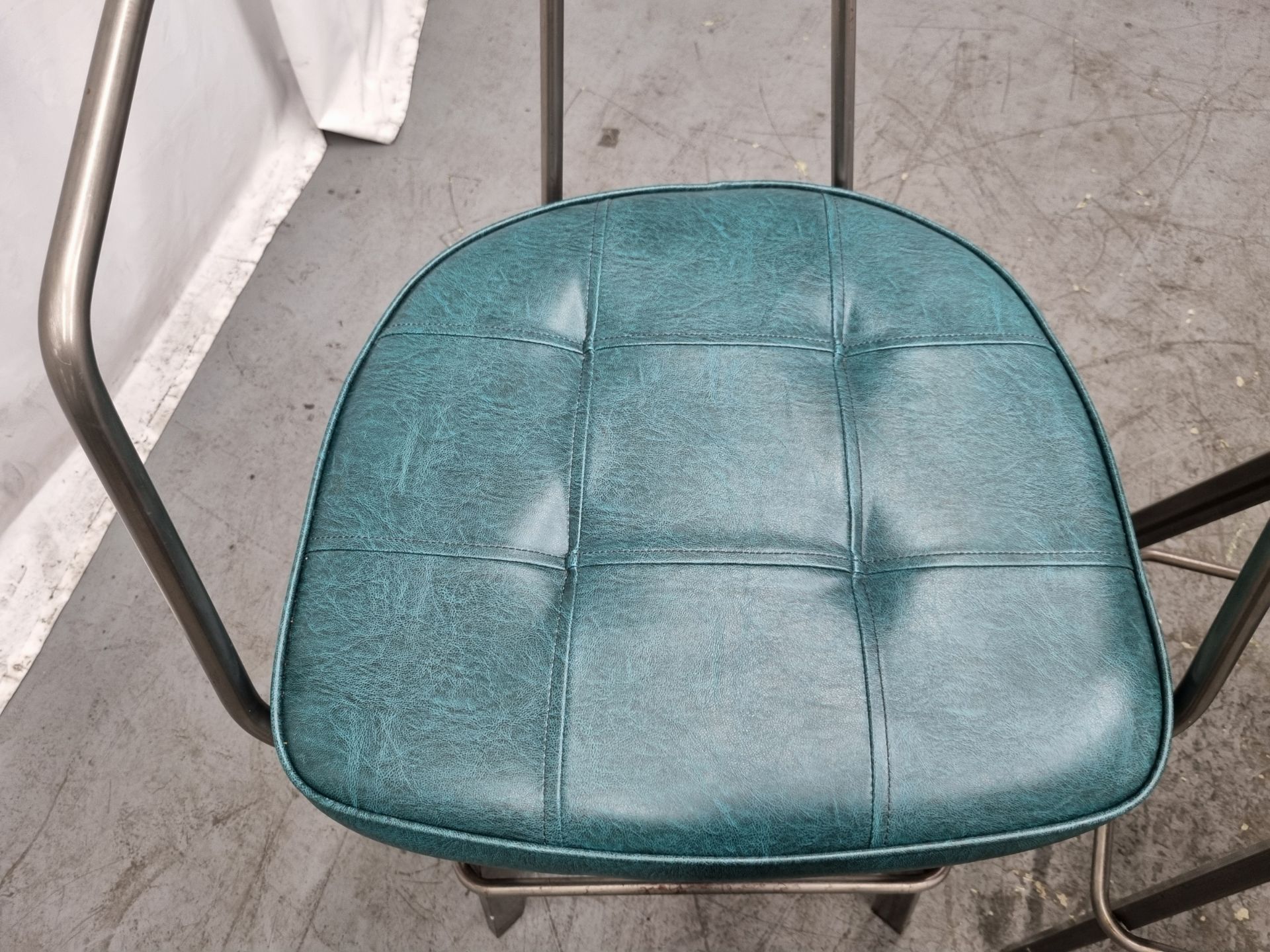 3x Industrial green leather restaurant chairs - L 550 x W 600 x H 1100mm - Bild 9 aus 15