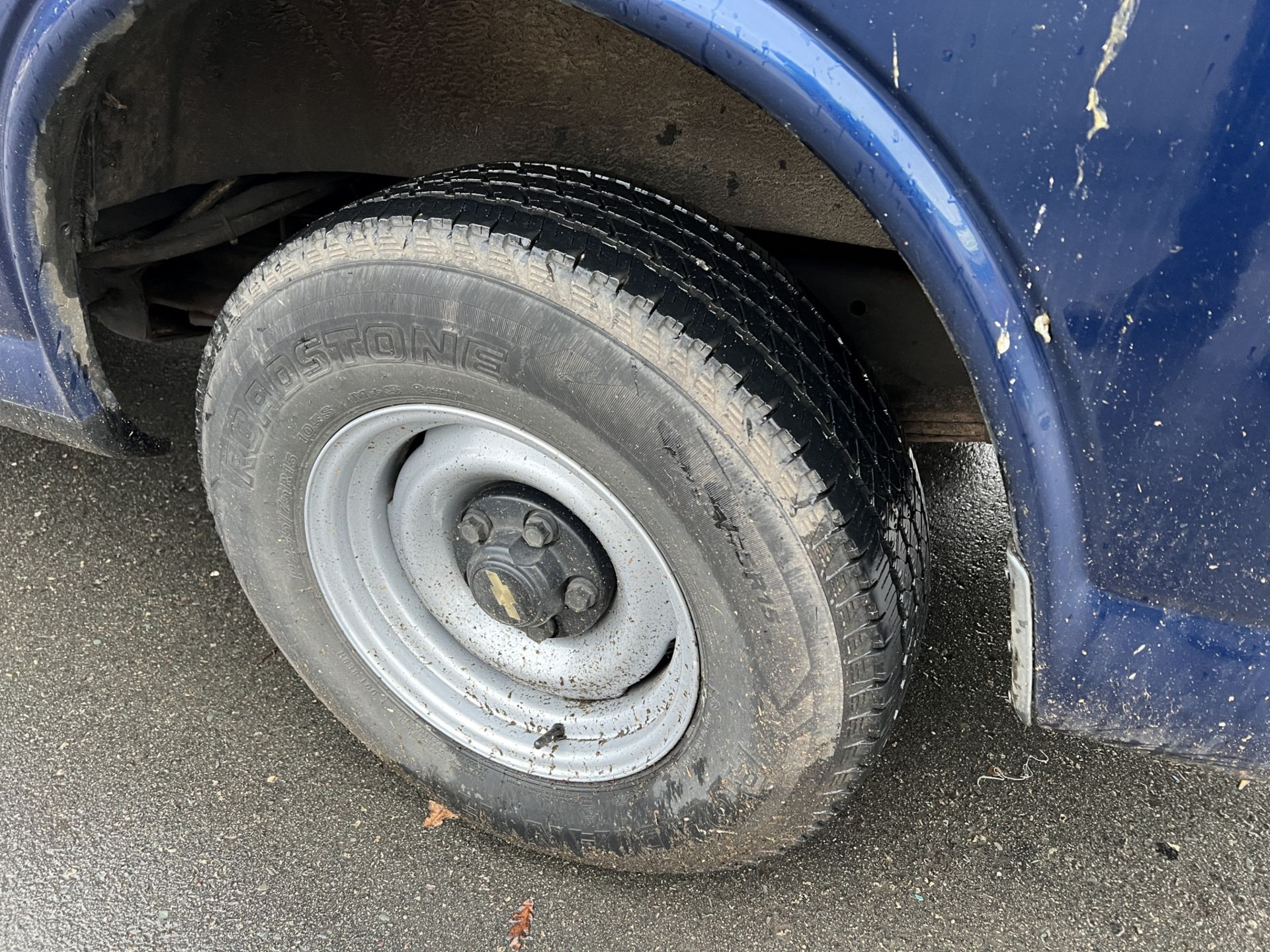 2002 Chevrolet express - blue - 5.0 v8 4l60e transmission - petrol - 97,009 miles - long MOT - Image 5 of 28