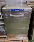 Blueseal undercounter dishwasher - W 600 x D 610 x H 840 mm
