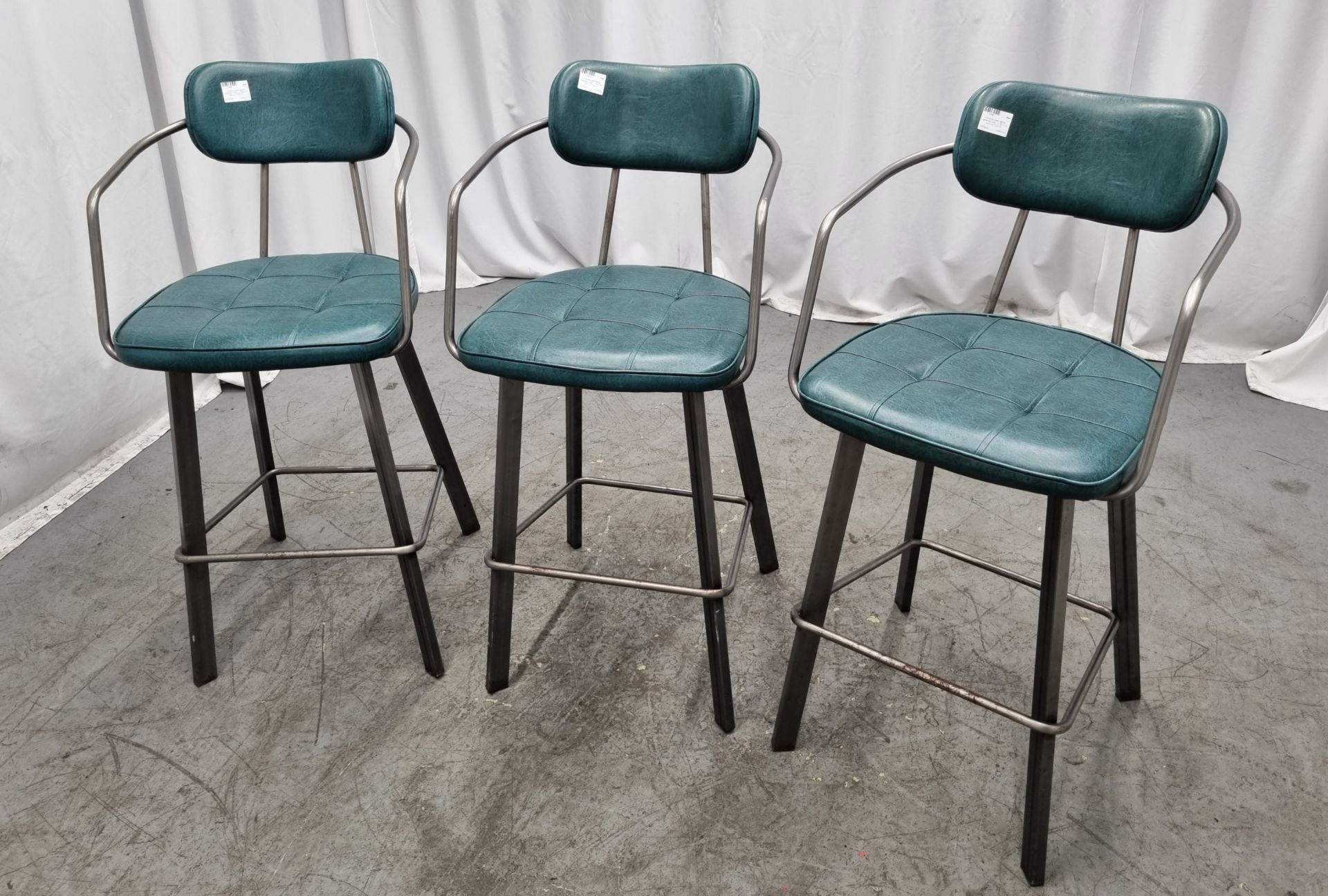 3x Industrial green leather restaurant chairs - L 550 x W 600 x H 1100mm - Bild 2 aus 15