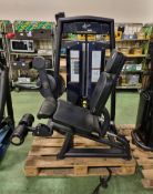 Pulse Fitness 560G leg extension gym station - W 1350 x D 1000 x H 1500 mm