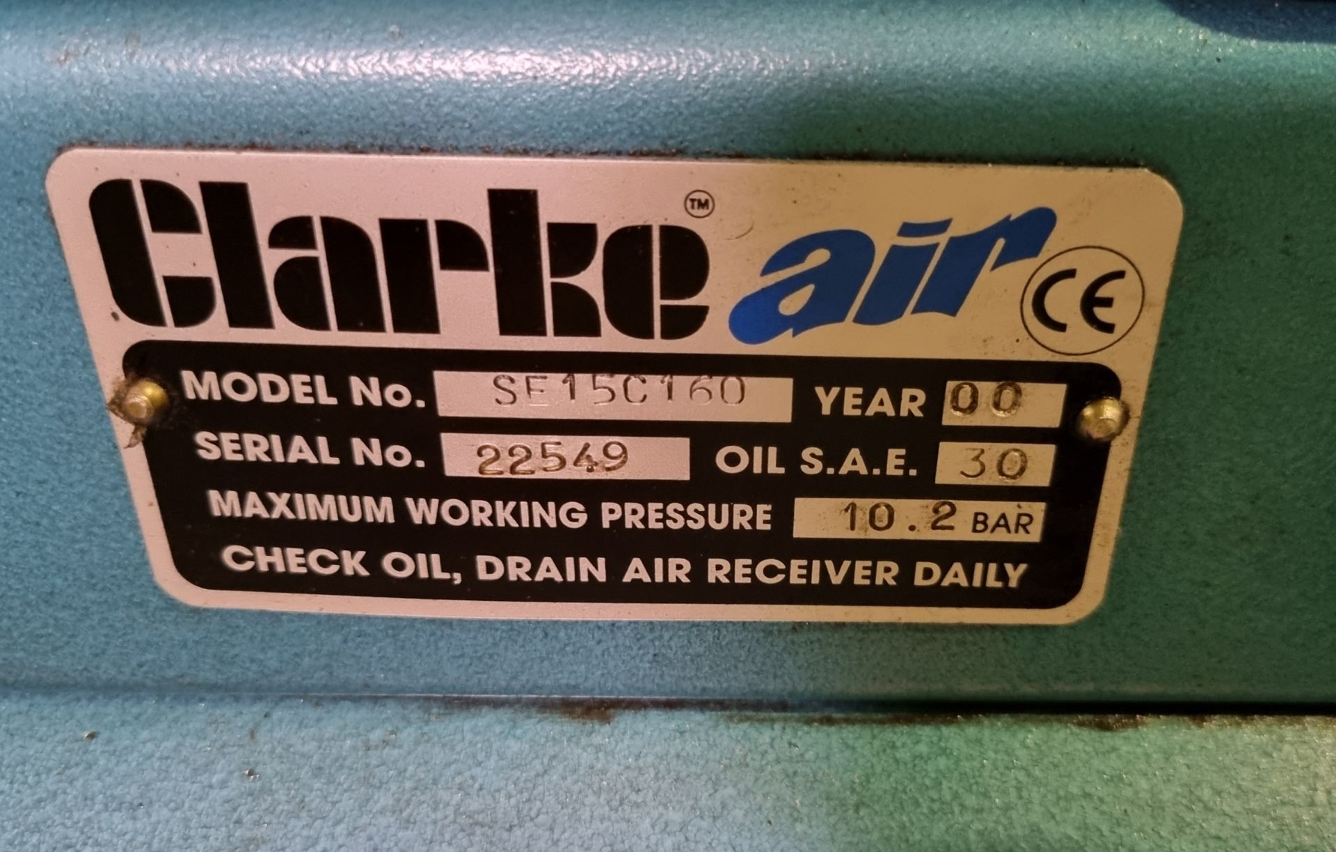 Clarke Air SE15C160 industrial air compressor - Max pressure 10.2 bar - serial 22549 - Slight damage - Image 5 of 6