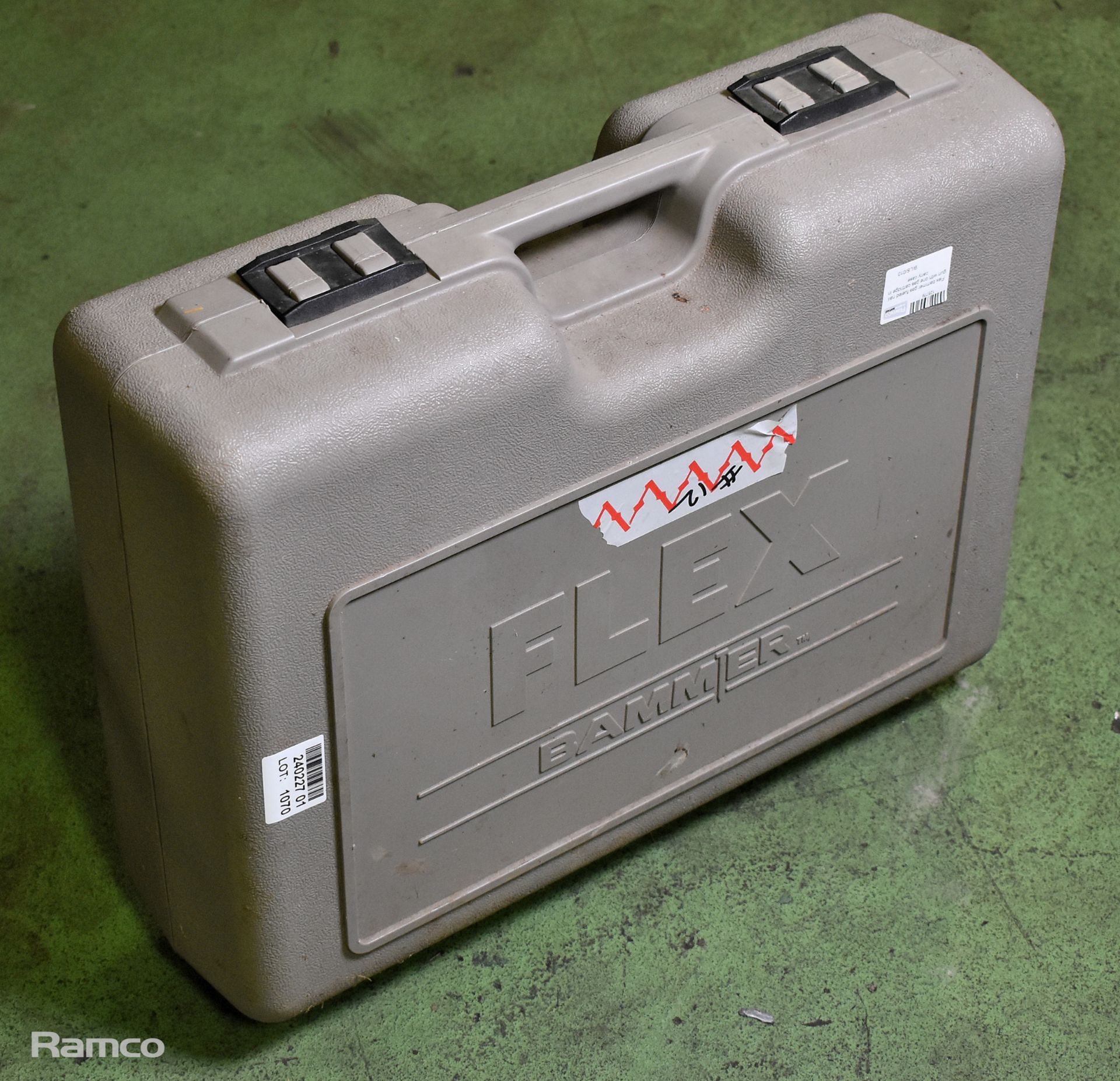 Flex bammer gas fueled nail gun with one gas cartridge in carry case - Image 7 of 7