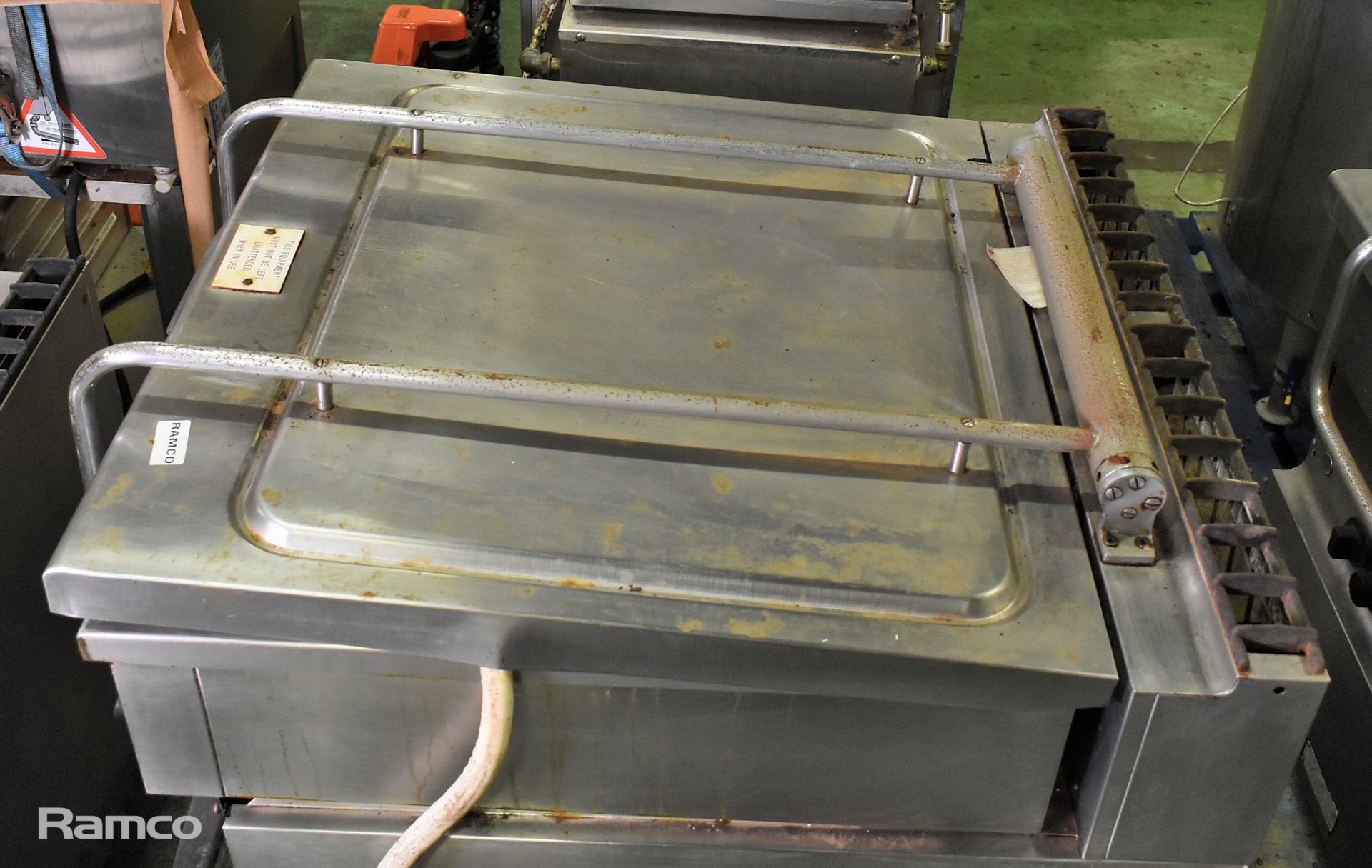 Zanussi model 295012 stainless steel bratt pan, gas - W 800 x D 970 x H 890 mm - Image 4 of 7