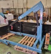 CAM Equipment FC1000-S portable floor crane - max lifting capacity: 2000kg