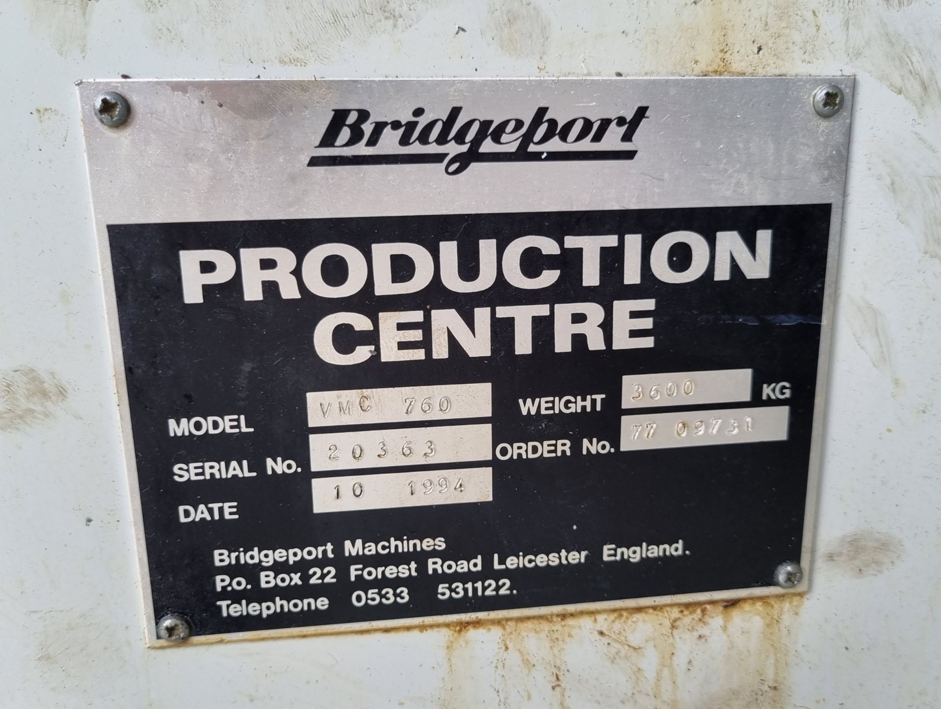 Bridgeport VMC 760 CNC vertical machining centre with work bench and swarf skip - Serial No: 20363 - Image 20 of 27