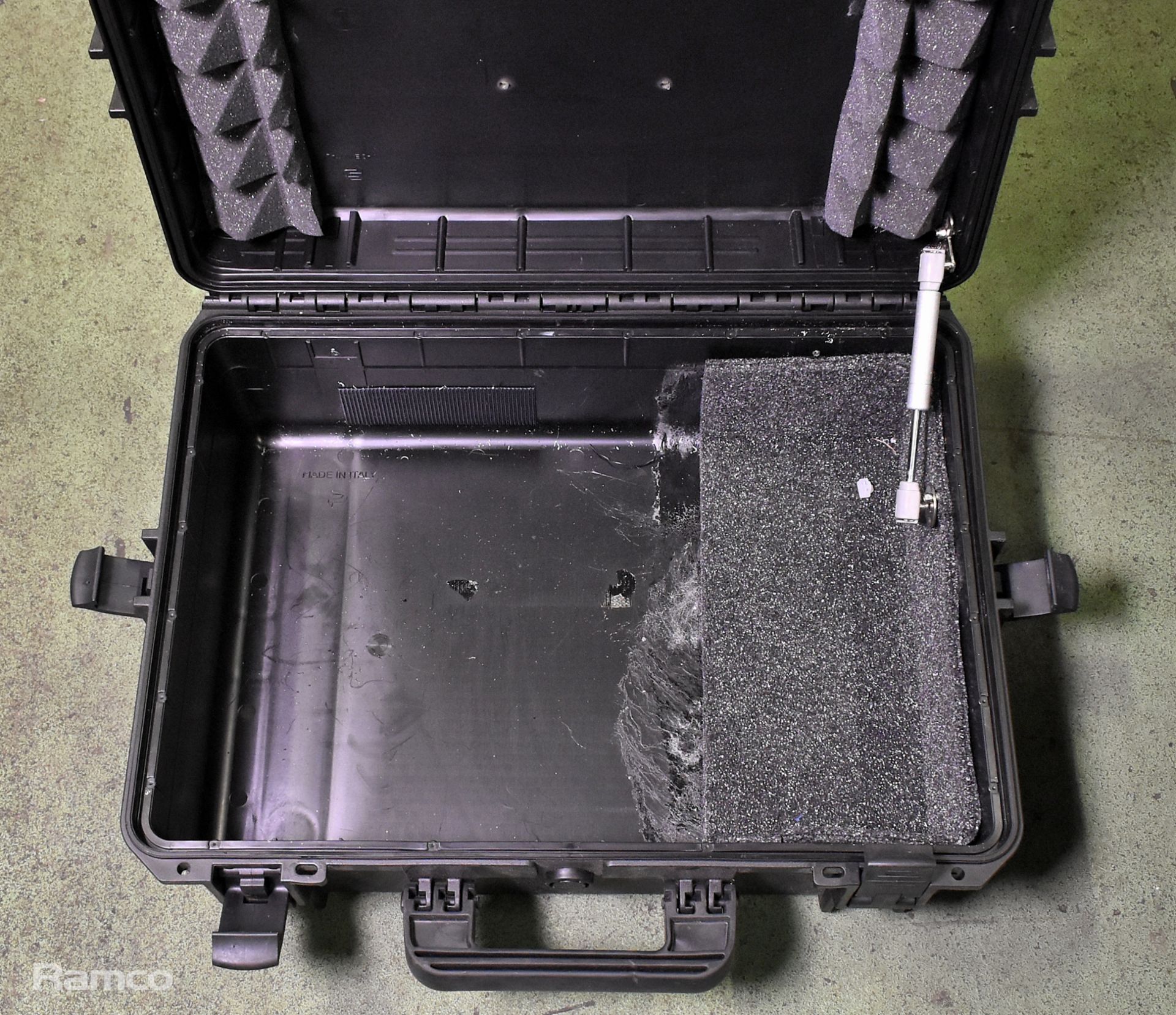 Black Peli case - W 500 x D 350 x H 200mm - Image 2 of 5