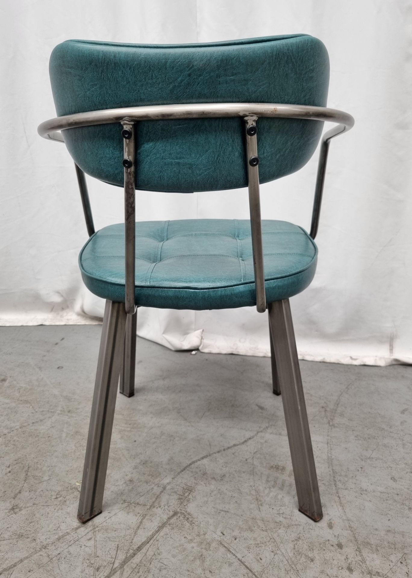 4x Industrial green leather restaurant chairs - L 550 x W 600 x H 80cm - Image 11 of 13