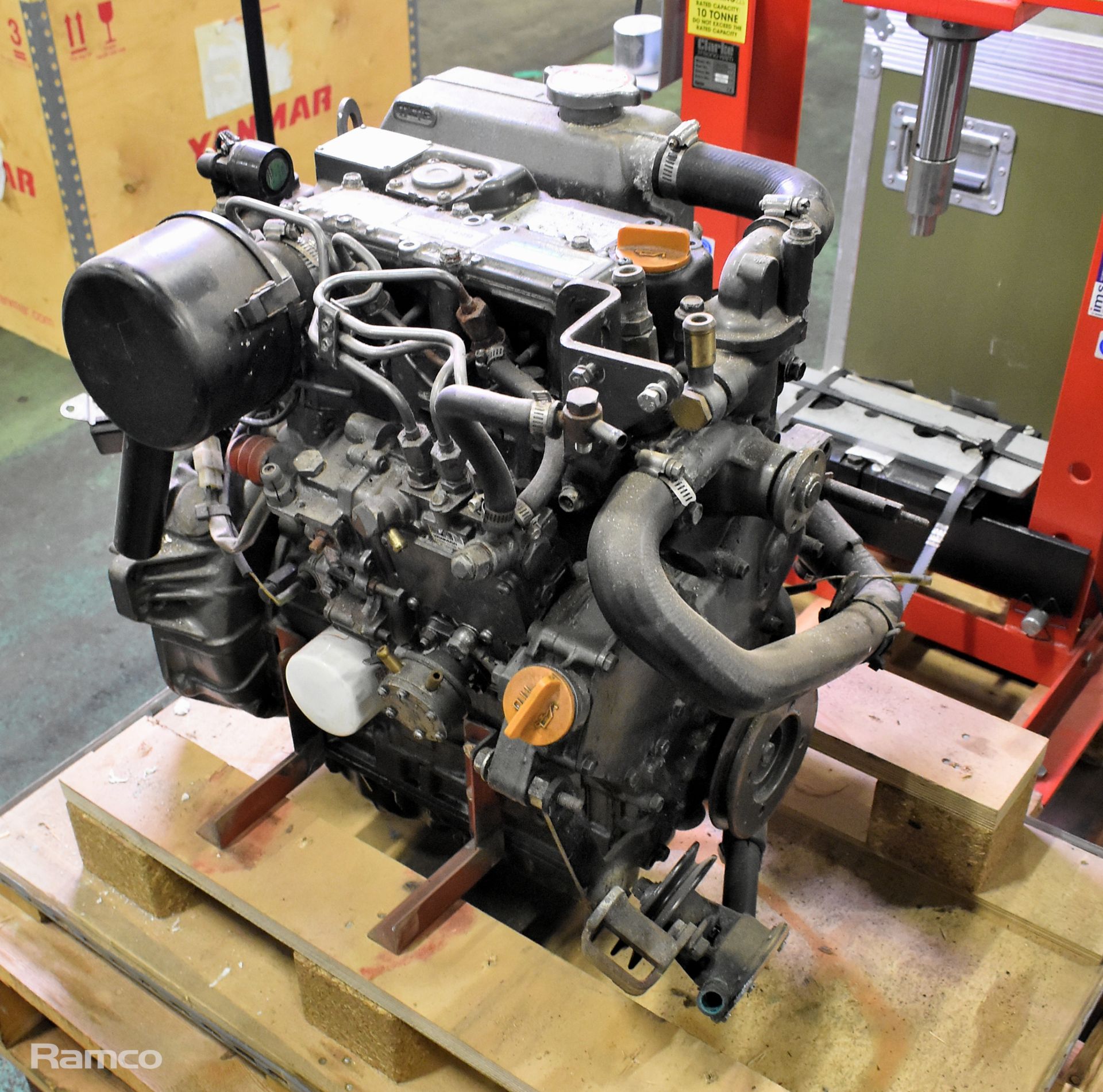 Yanmar RCD-3YM30X1 diesel engine - Engine No: E13881 - INCOMPLETE - Image 4 of 7