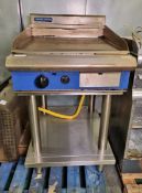 Blue Seal griddle with stand - W 600 x D 820 x H 1100 mm