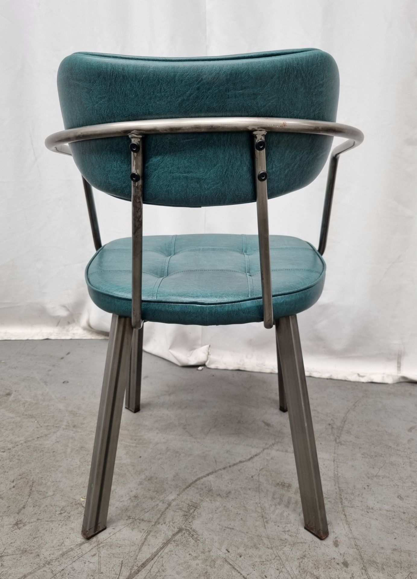 4x Industrial green leather restaurant chairs - L 550 x W 600 x H 80cm - Image 9 of 11