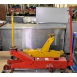 Cosalt 5T Workshop trolley jack