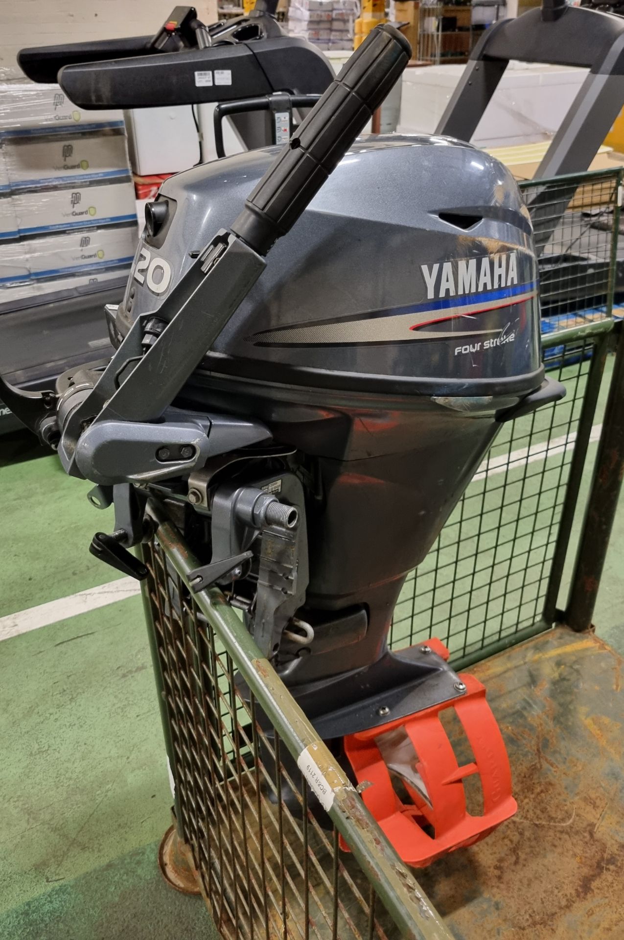 Yamaha F20BMH four stroke outboard motor - Serial No: 1004009 - Image 4 of 9