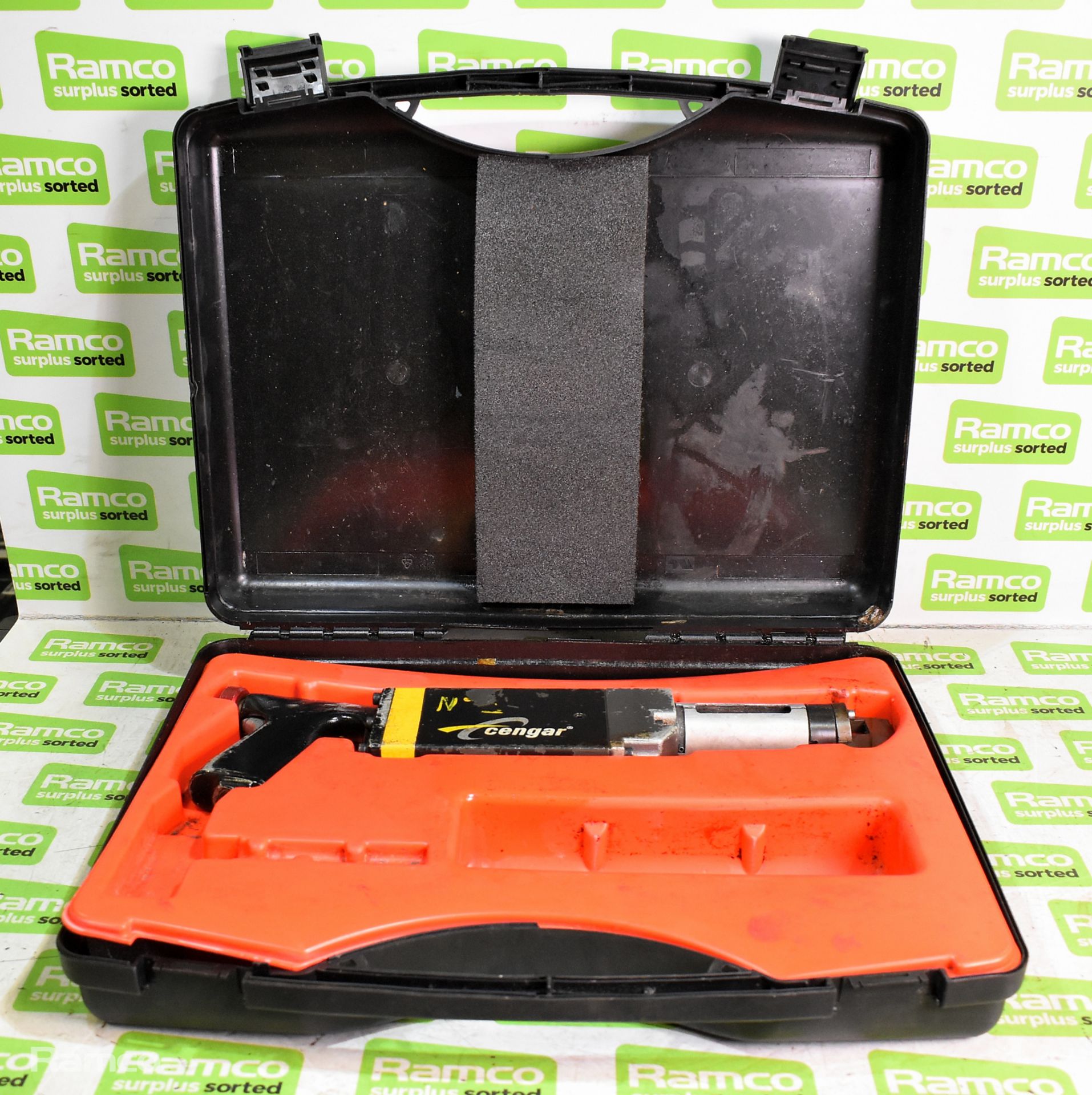 Cengar CL 50/75 pneumatic reciprocating saw in plastic case - Image 2 of 7