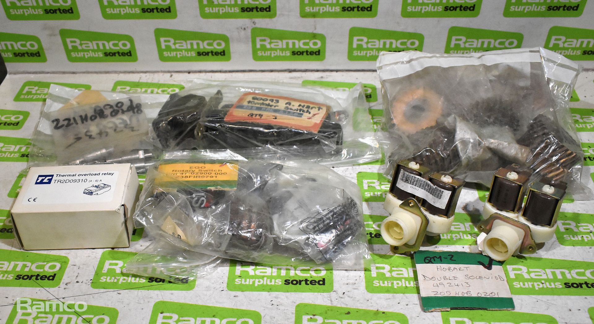 Catering mechanical spares - cogs, gauges, switches, fuses, thermal cables - Bild 9 aus 14