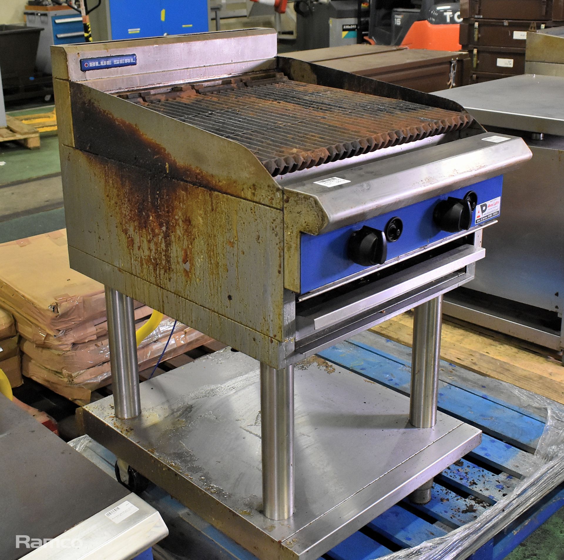 Blue Seal gas griddle on stand - W 600 x D 800 x H 1110 mm - Bild 5 aus 6