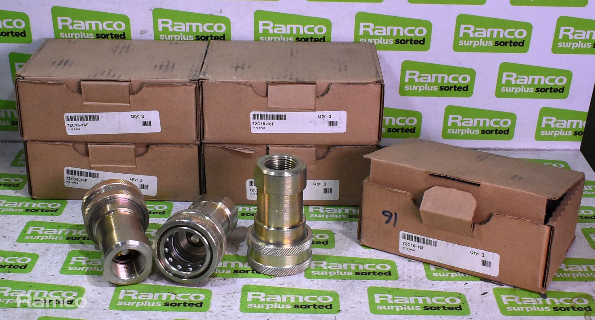 5 boxes of 1 inch BSP 72 series couplings - 3 per box