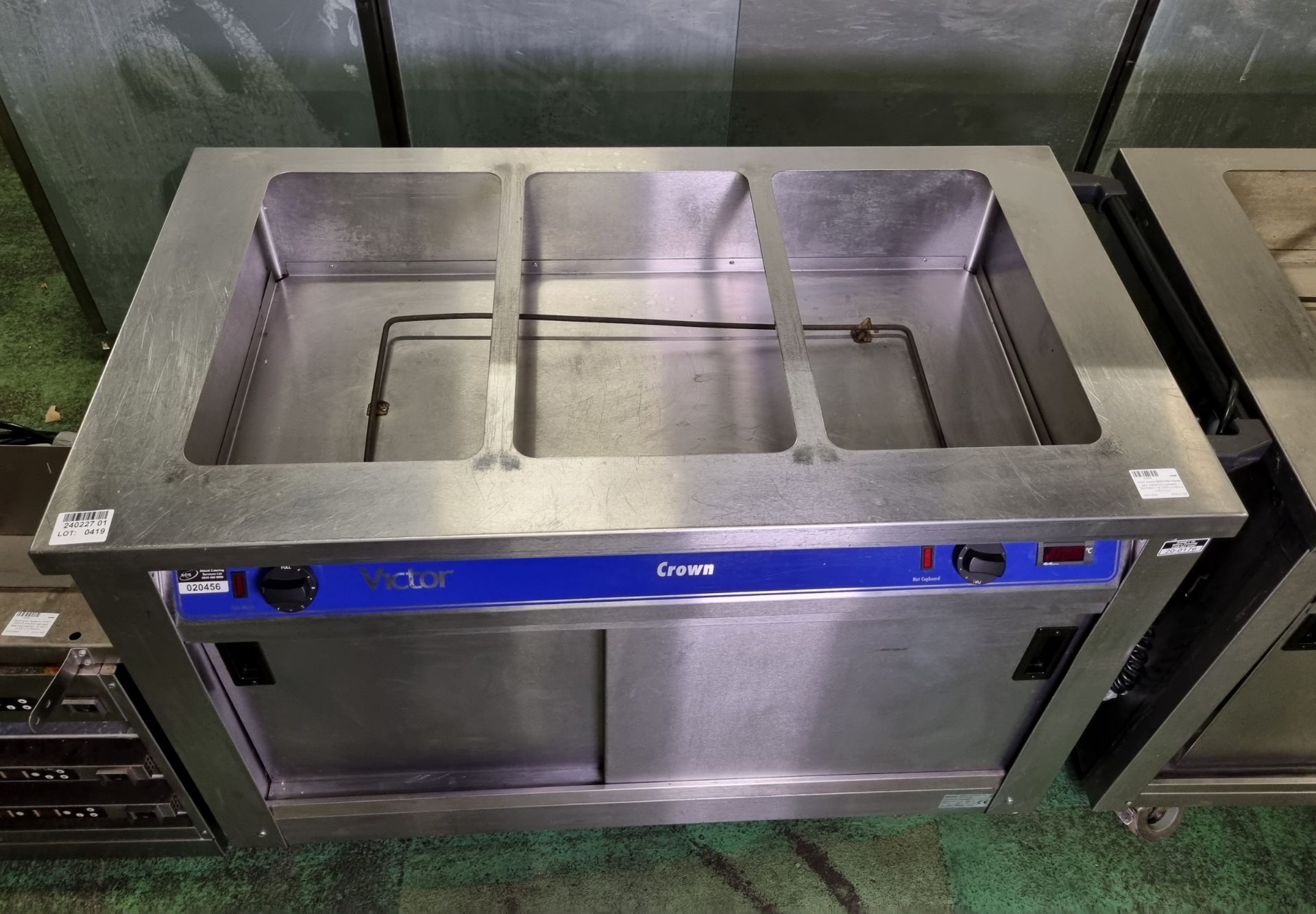 Victor Crown BM30MS mobile bain marie hot cupboard - 220/240V - missing pans - W 1300 x D 900 - Bild 2 aus 5